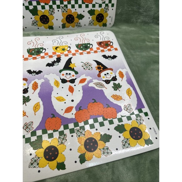 2 VTG Placemats Barth & Dreyfuss B&D Vinyl Halloween Fall Cute Ghosts Leaf Bats - Picture 6 of 7